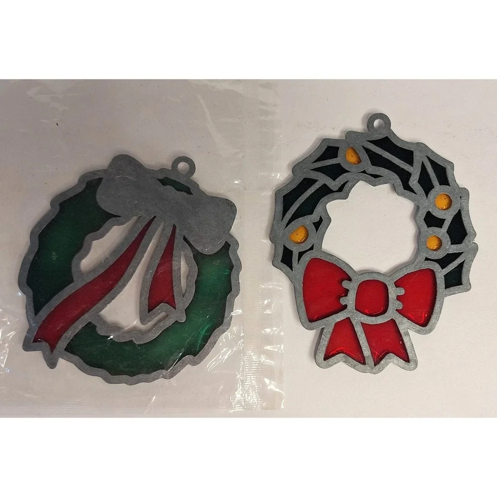 Vtg Lot‎ Of 4 Faux Stained Glass Sun Catchers Xmas Wreaths Candy Cane Tree